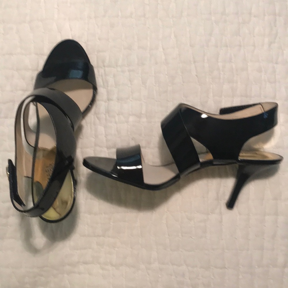 Michael Kors black patent heels